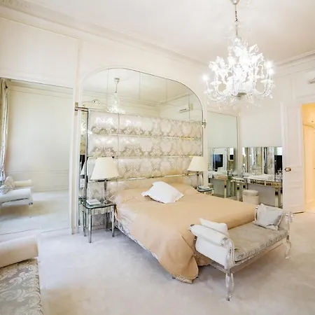 Somptueux Avec Jacuzzi - Champs Elysees Apartment *